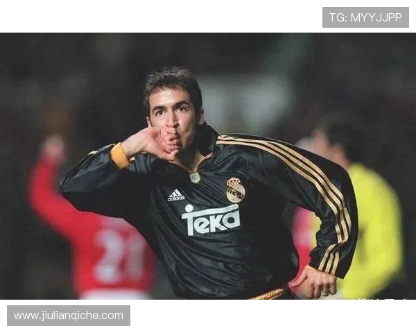 指环王劳尔 48 岁生日!741 场 323 球书写皇马永恒传奇