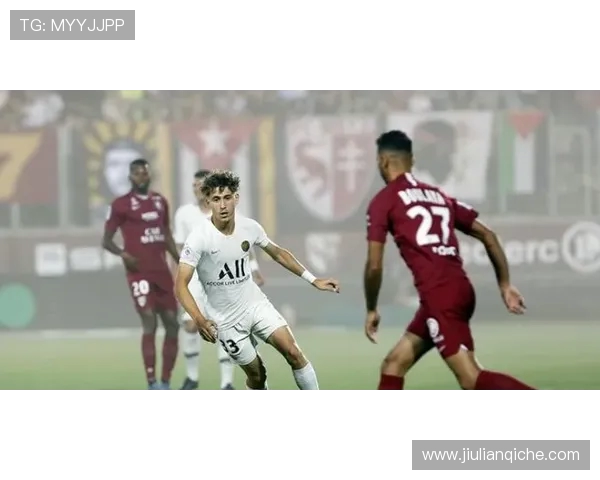 红军蓝军角力法甲妖星!镜报:里昂边锋福法纳成英超豪门猎物